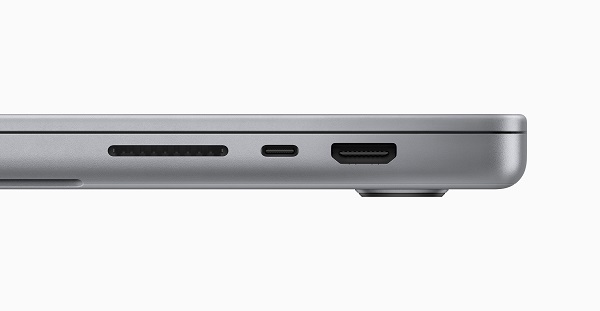 MacBook Air vs MacBook Pro M2 Pro HDMI