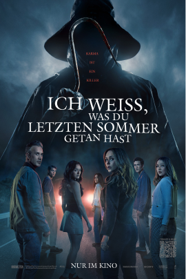 Filmplakat von Ich weiß, was du letzten Sommer getan hast, man erkennt eine schwarze Gestalt mit Fischermantel und Hut in Schwarz mit einem blutigen Haken in der Hand