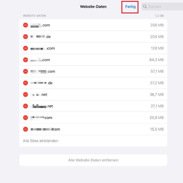 Screenshot der „Website-Daten“ in den Einstellungen von „Safari“ mit Markierung von „Fertig“