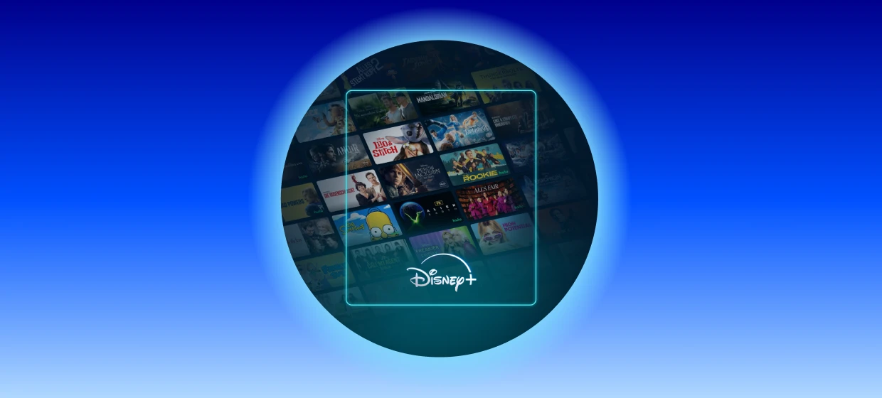  Disney + Logo mit diversen Serien und Filmen im Hintergrund 