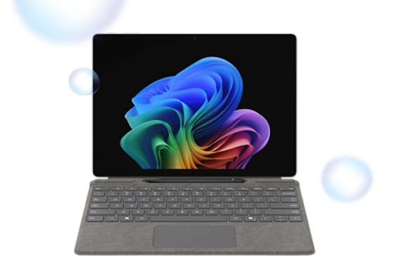  Microsoft Surface Pro 11 mit Keyboard

