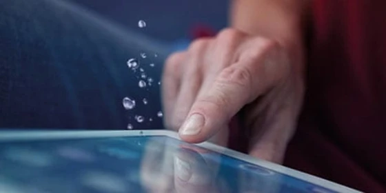 Handy-Hilfe
Finger auf Display